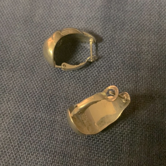 Sterling Silver Pierced Earrings Semi-Hoop. - Picture 2 of 3